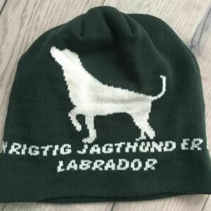 Strikhue med Labrador