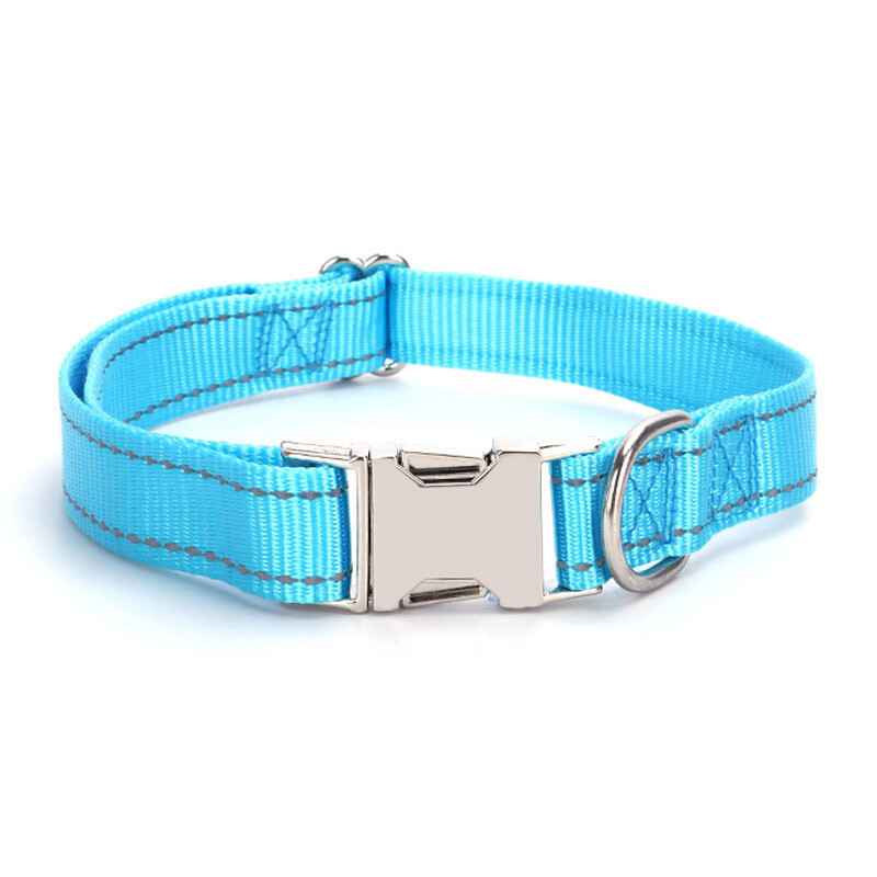 Halsbånd med gravering - Lys Blå